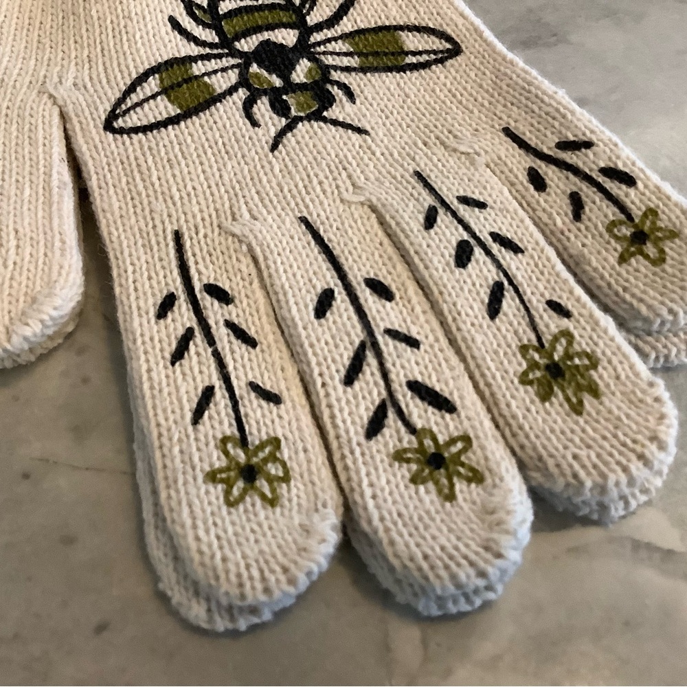 🆕Bee Gardening Gloves and Trowel - Picture 4 of 7